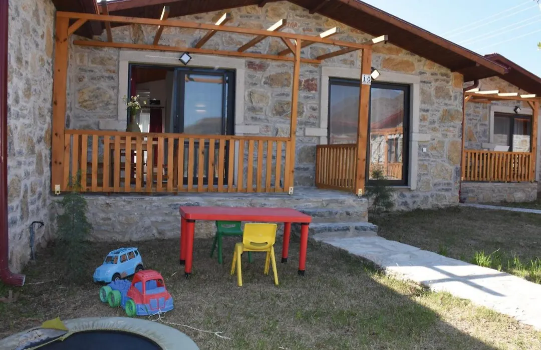 Begonvillage Tatil Evleri-1