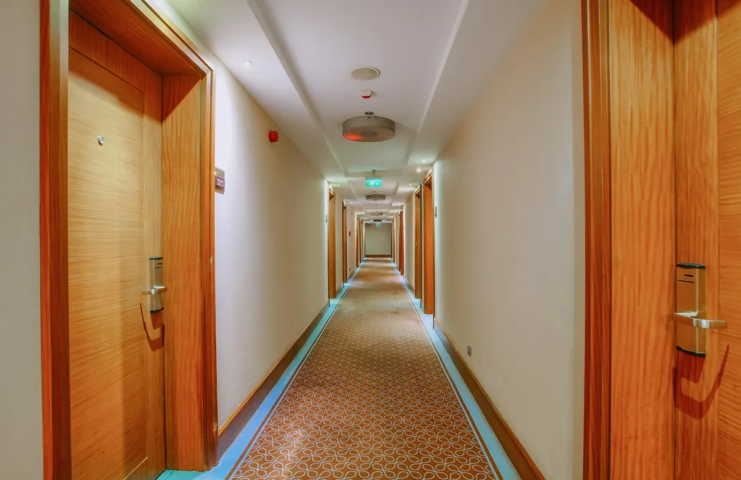New Park Hotel-1