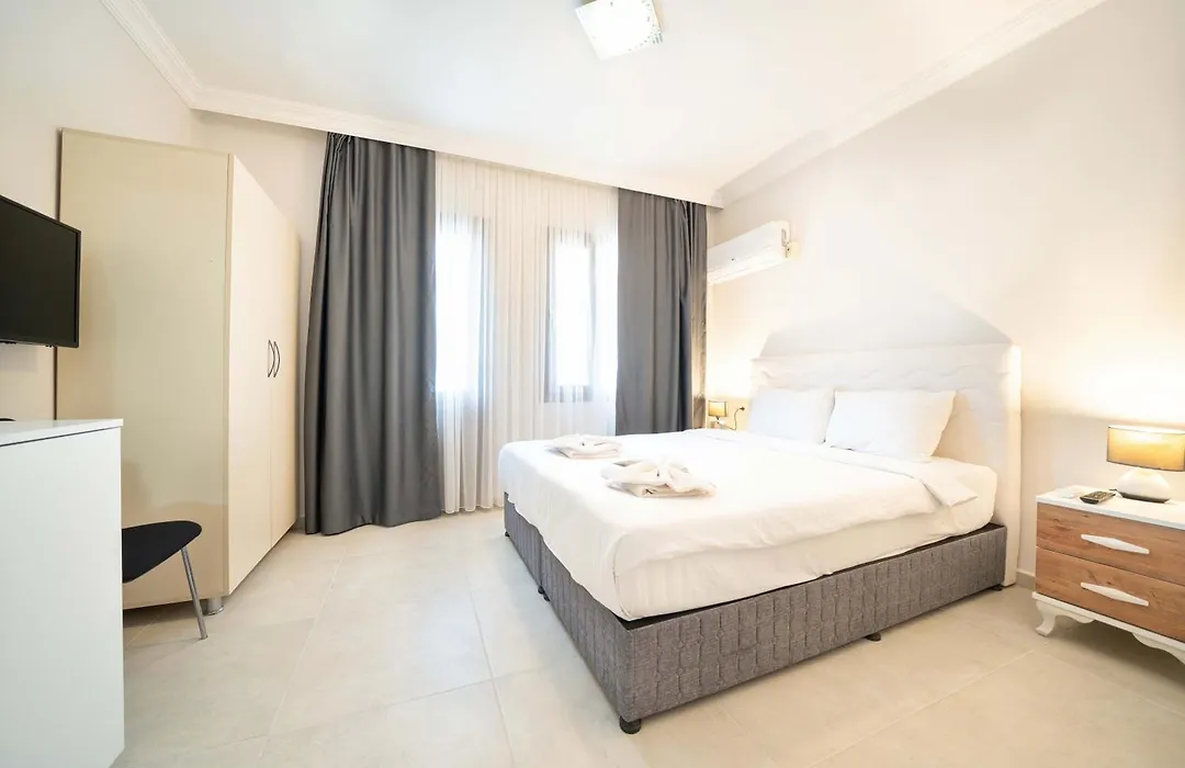 Dedeminn Garden Hotel-1