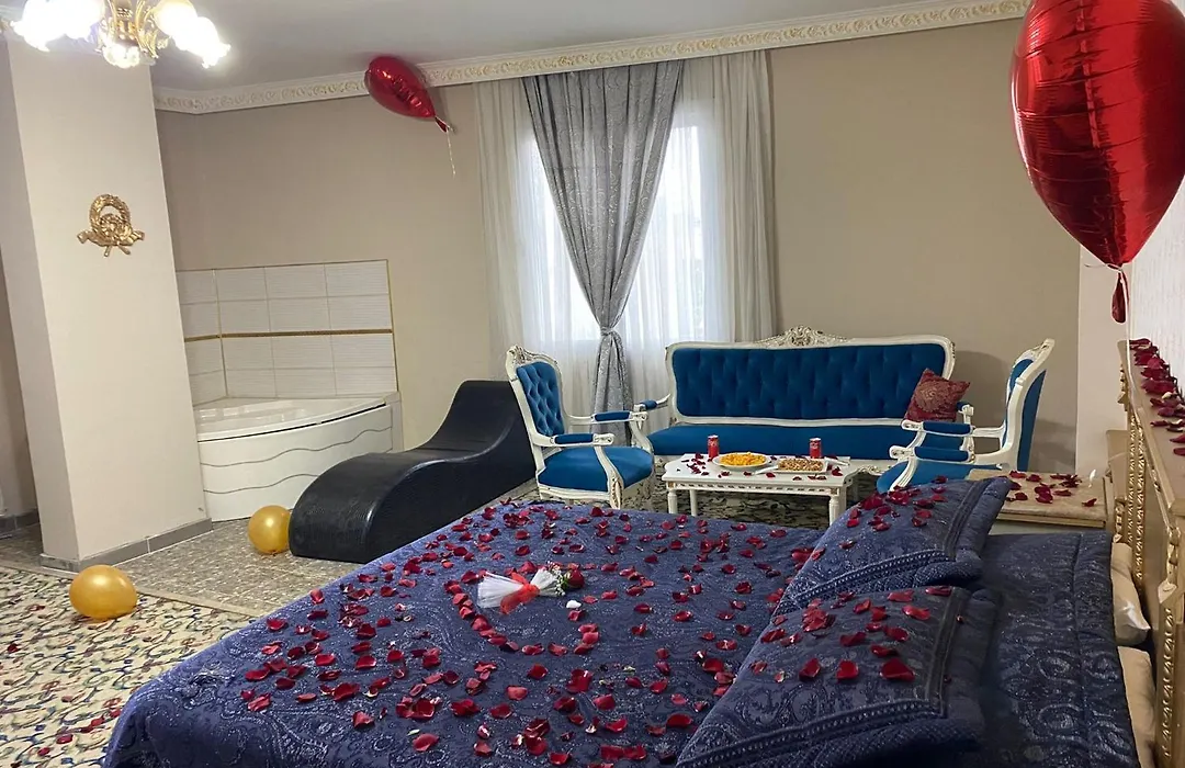 Metros Hotel-1