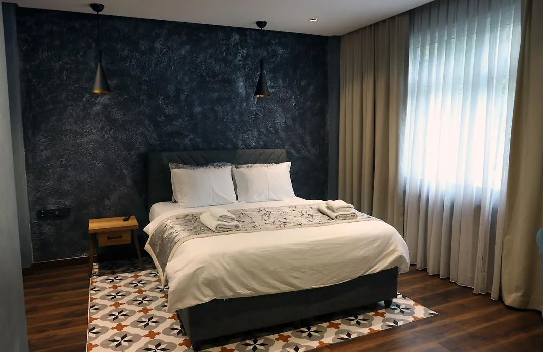 Adess Otel-1