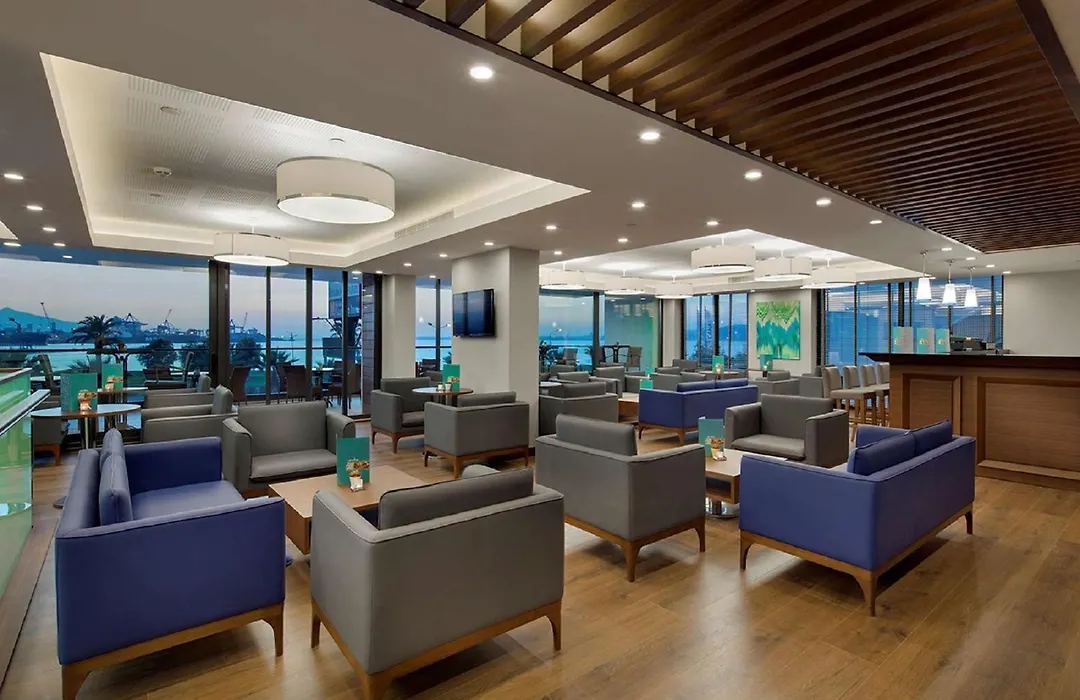 Hilton Garden Inn Izmir Bayrakli-1