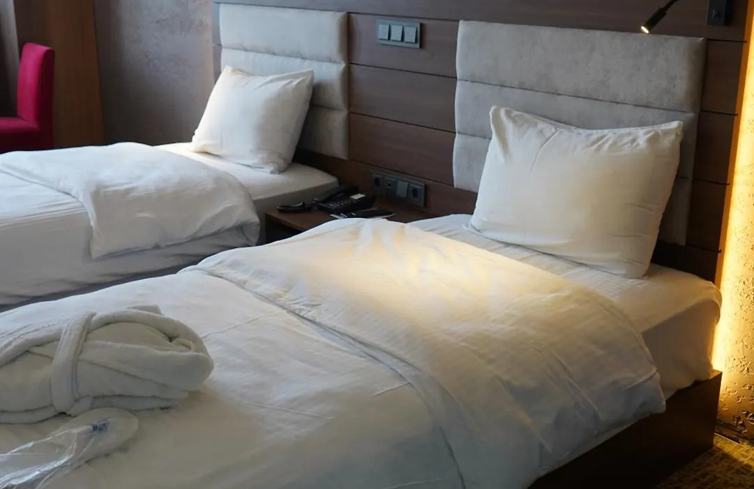 Hotel Kirci Termal & Spa-1