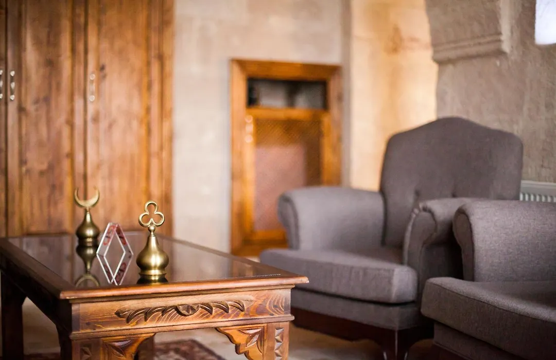 Monte Cappa Cave House-1