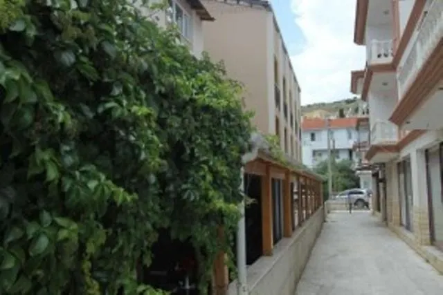Koz Eren Otel Çeşme-1