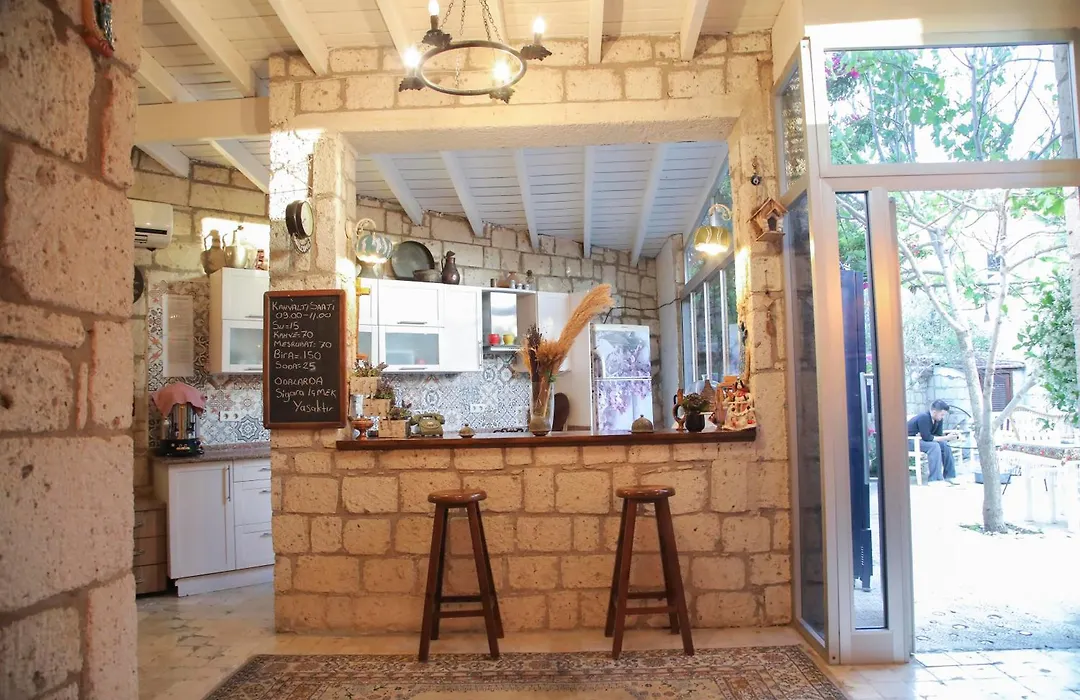Alaçatı Kiyikiyi Butik Otel-1