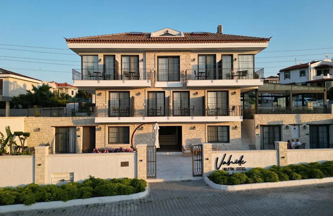 Vahide Dalyan-1