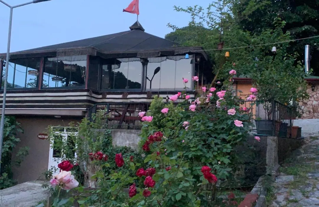 Saklı Cennet Esadiye-1