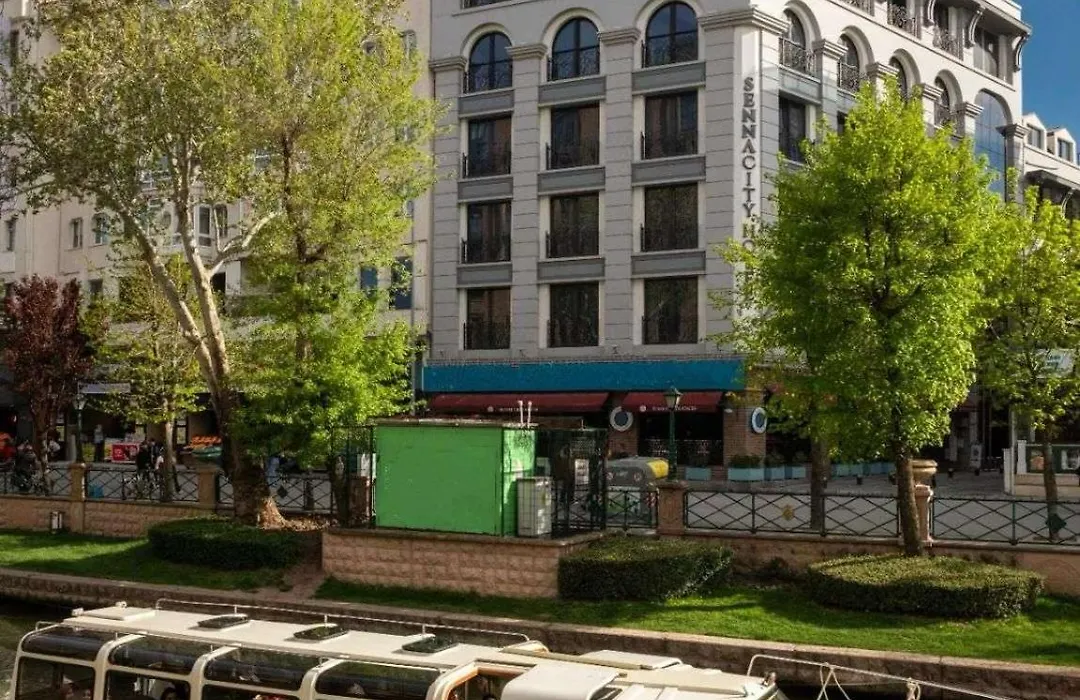 Sennacity Hotel-1