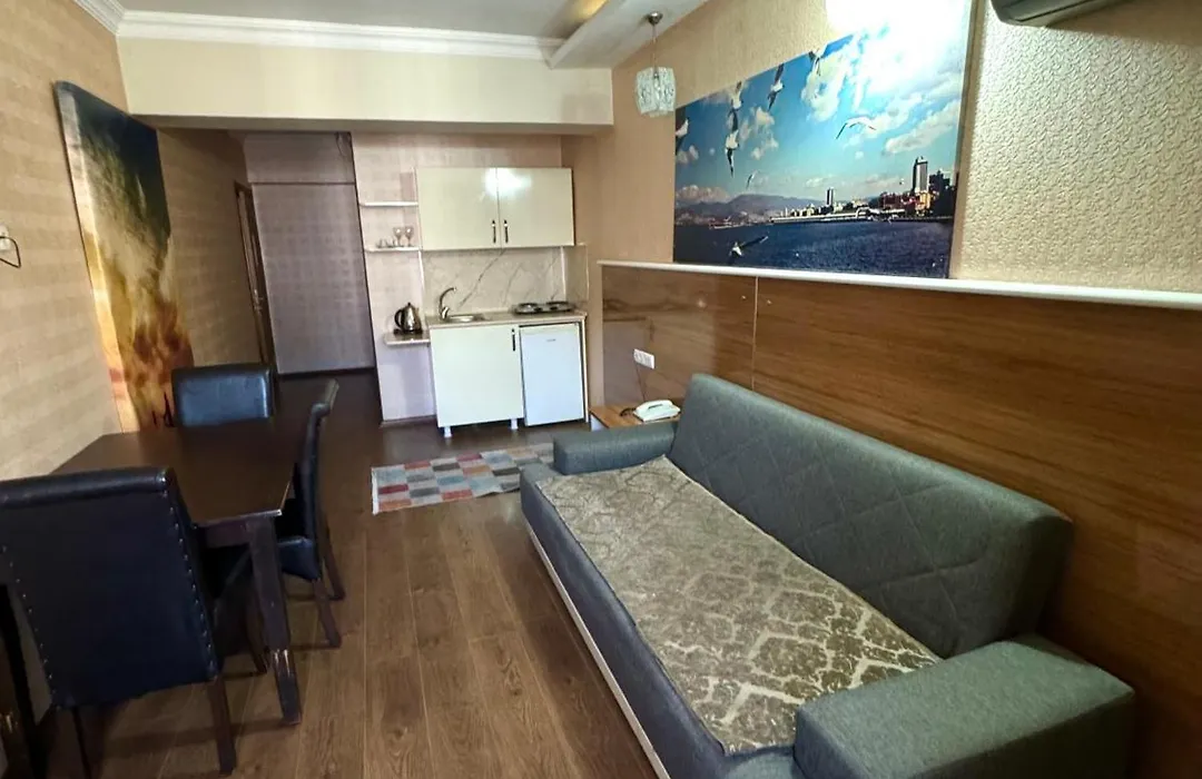 Lucid Hotel-1