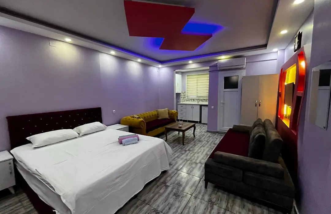 Grand Clover Suıt-1