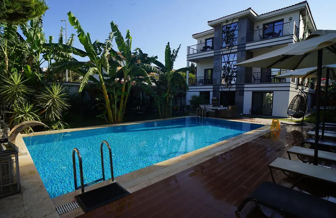 Ruwais Hotel-1