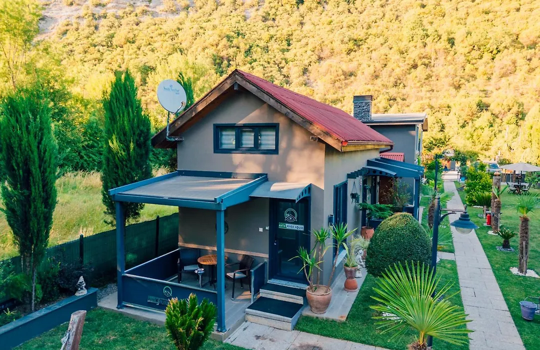 Antik River House-1