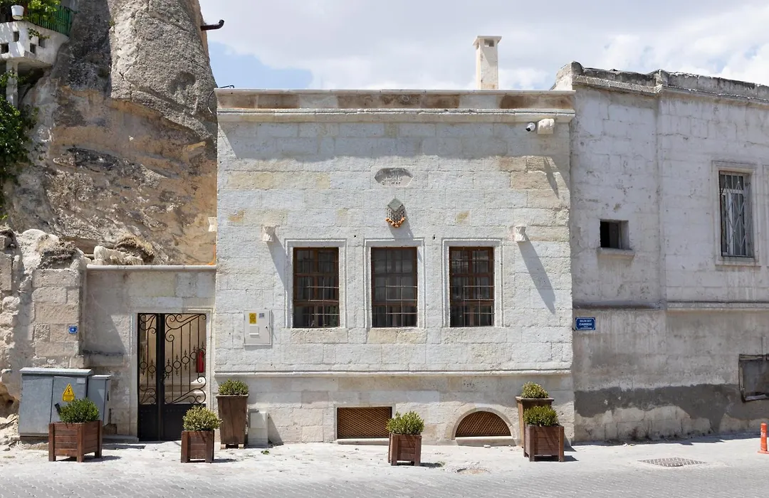 Tafoni Houses Cave Hotel-1