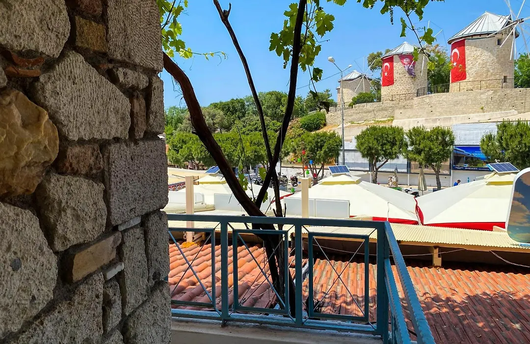 Alacati Sardunya Hotel-1