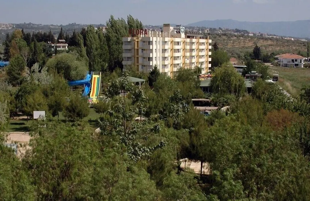 Hotel Flora Suites-1