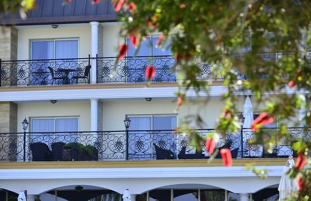 Villa Augusto Boutique Hotel & Spa-1