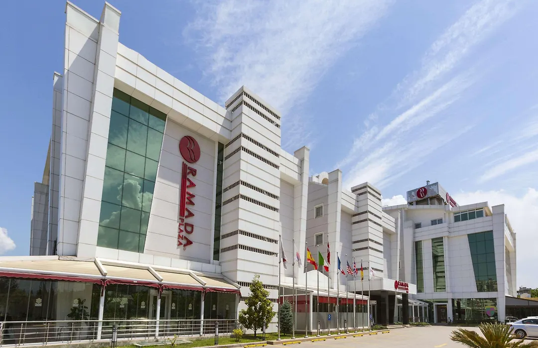 Ramada Plaza By Wyndham Izmit-1