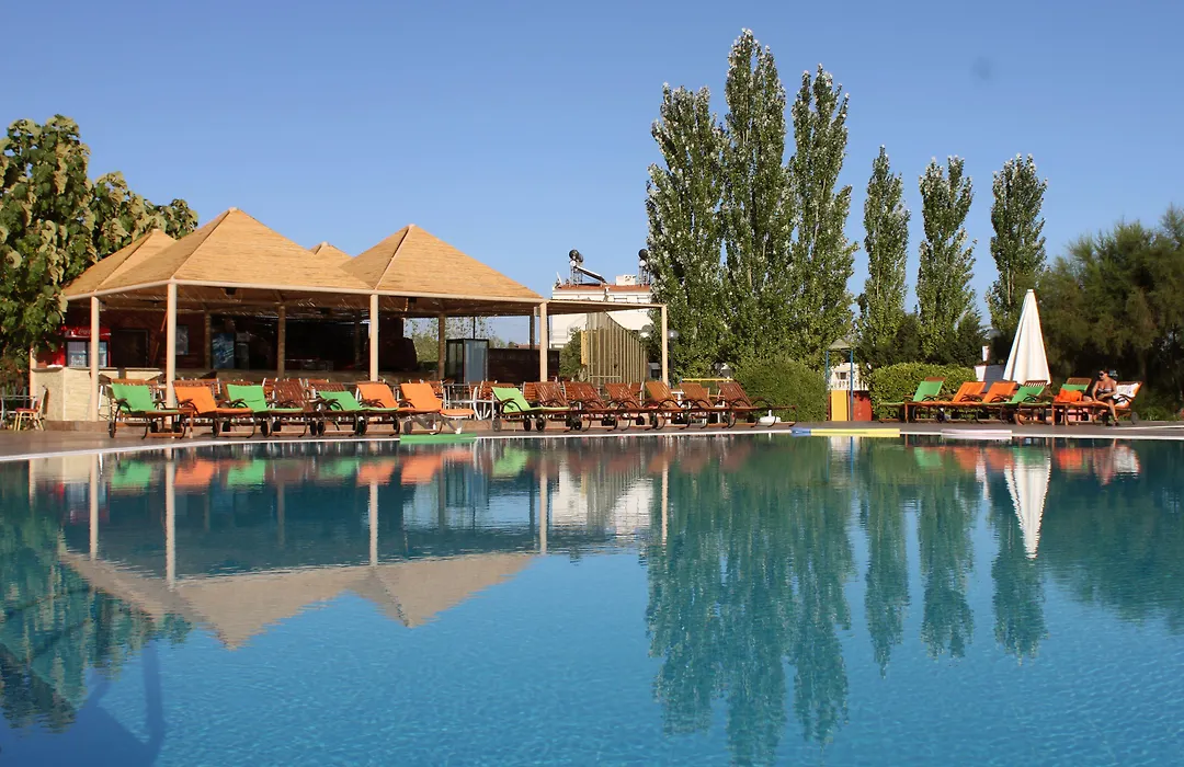 Rena Hotel-1