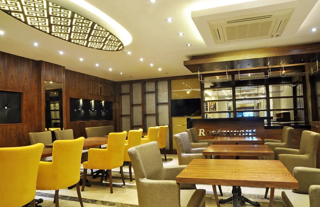 Avin Hotel-1