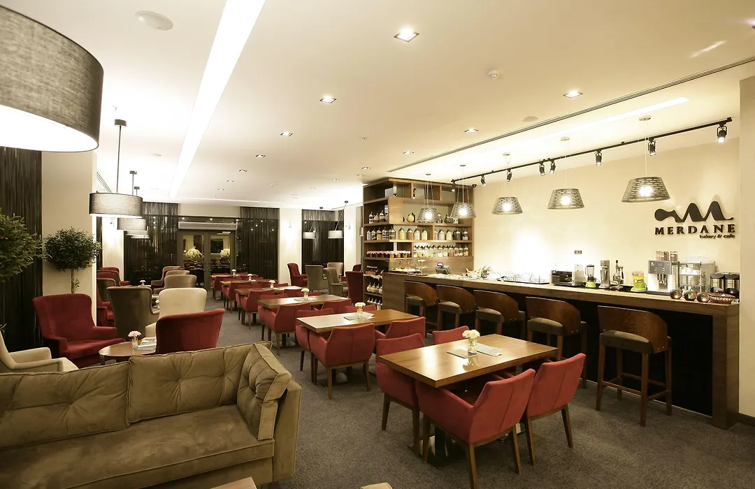 Rys Hotel-1