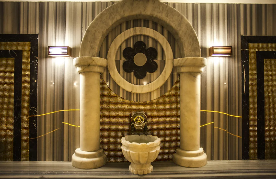 Liv Suit Hotel-1