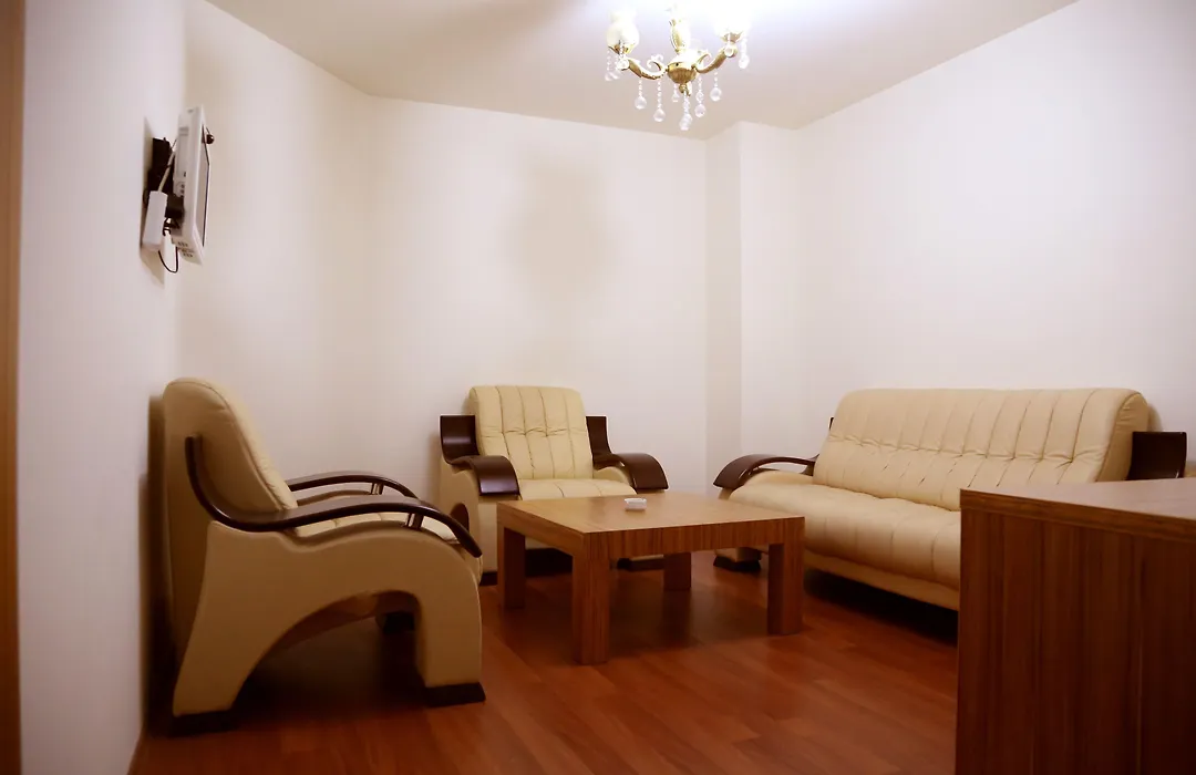 Hotel Golden King-1