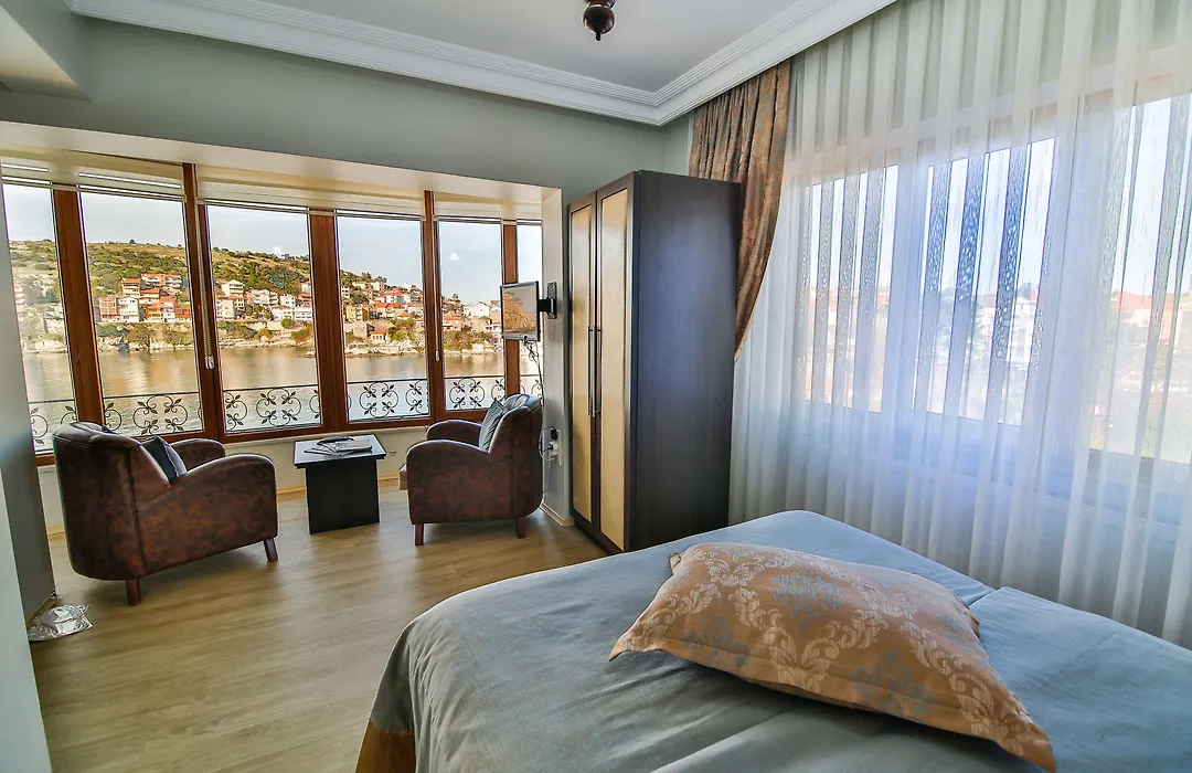 Isikaltin Otel-1