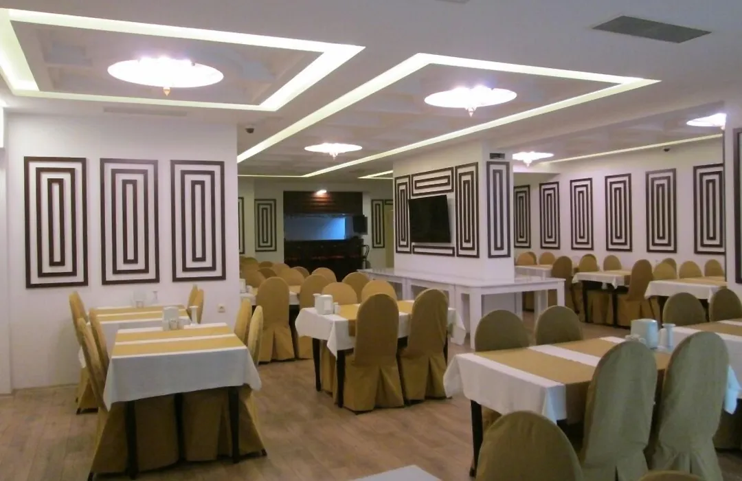 Kit-Tur Hotel-1