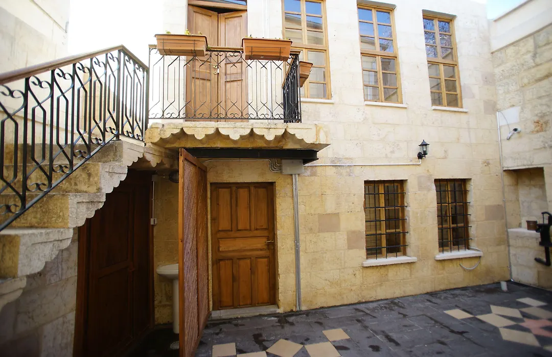 Efe Bey Konağı-1