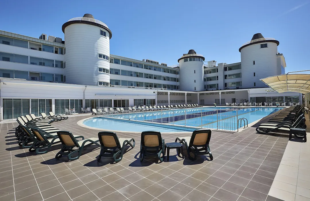 Royal Towers Resort-1
