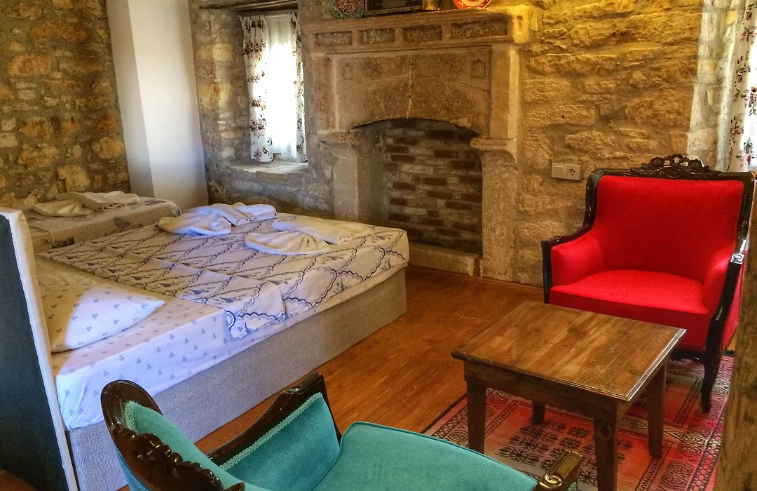 Parmis Boutique House-1