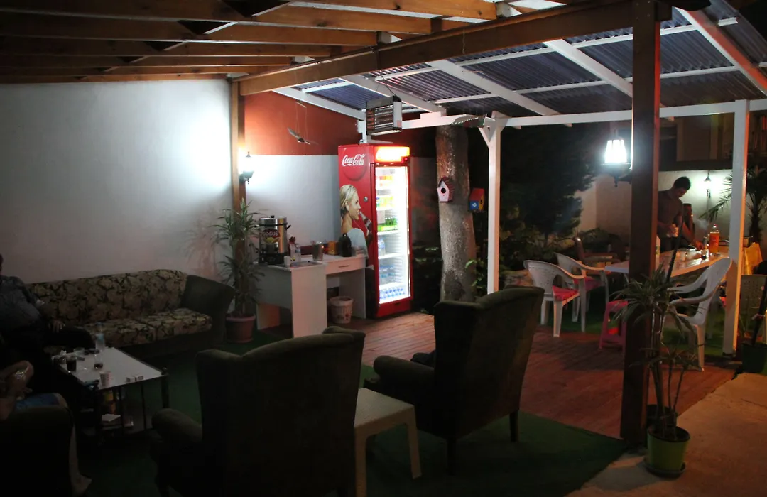 Limon Hostel-1