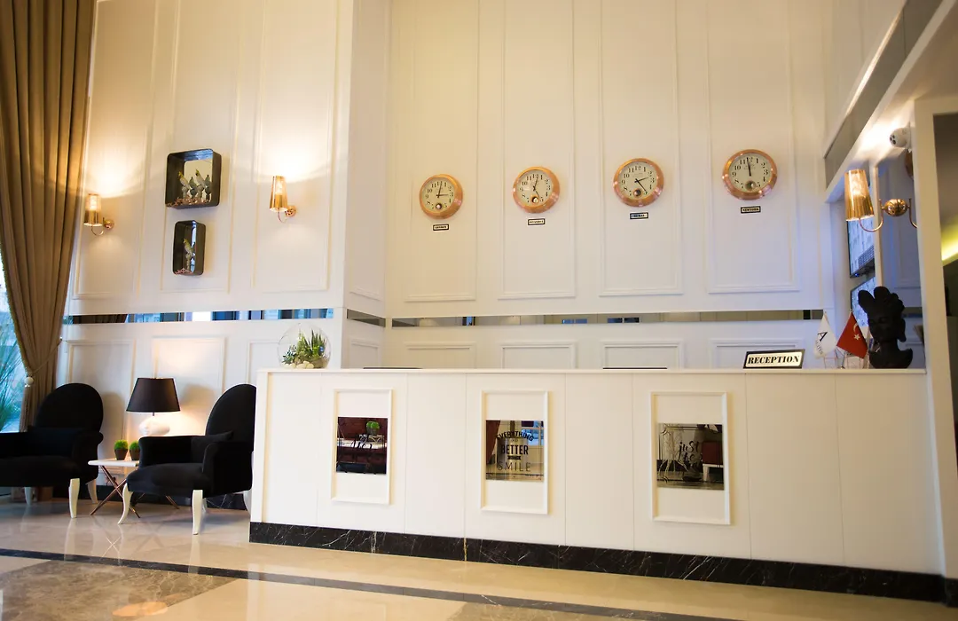 Aroyal Suites Hotel-1