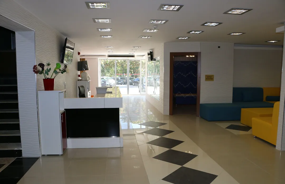 Business Grand Hotel-1