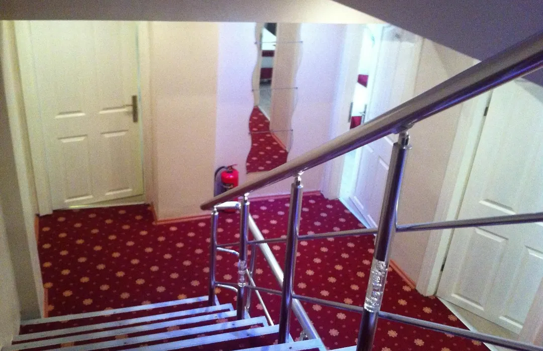 Boss Hotel-1