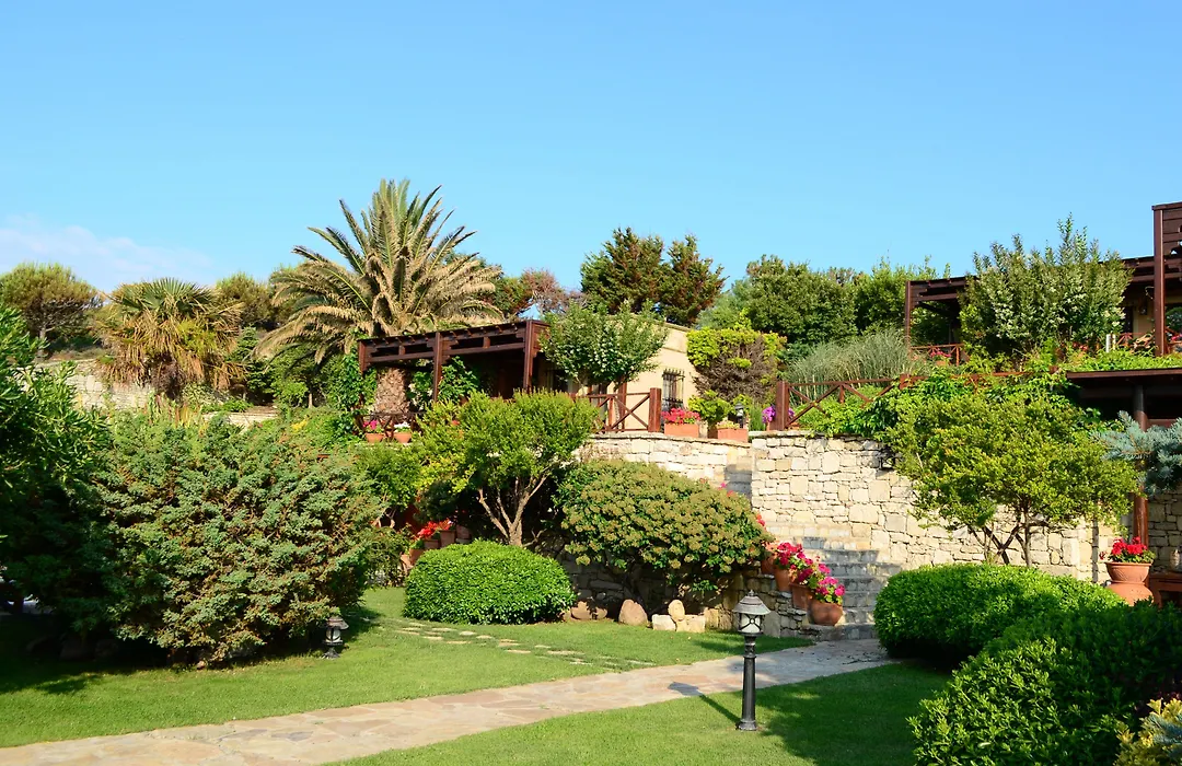 Ada Bacchus Hotel-1