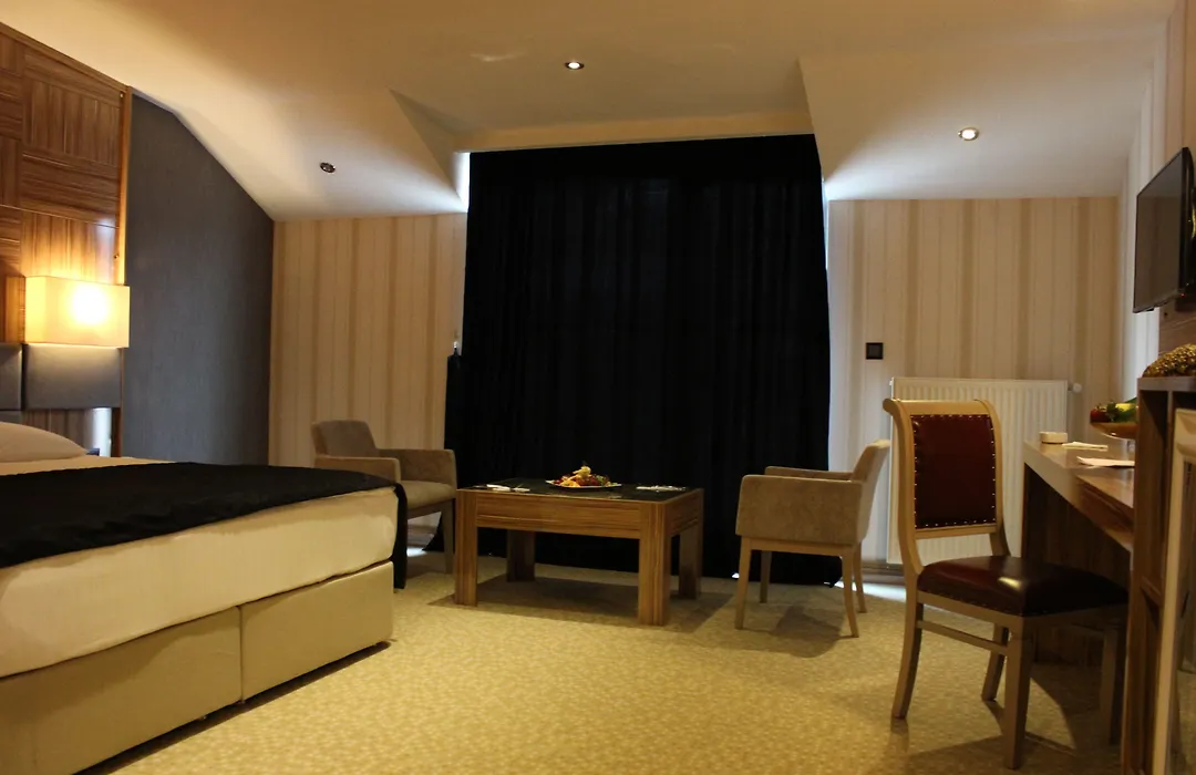 Neba Royal Hotel-1
