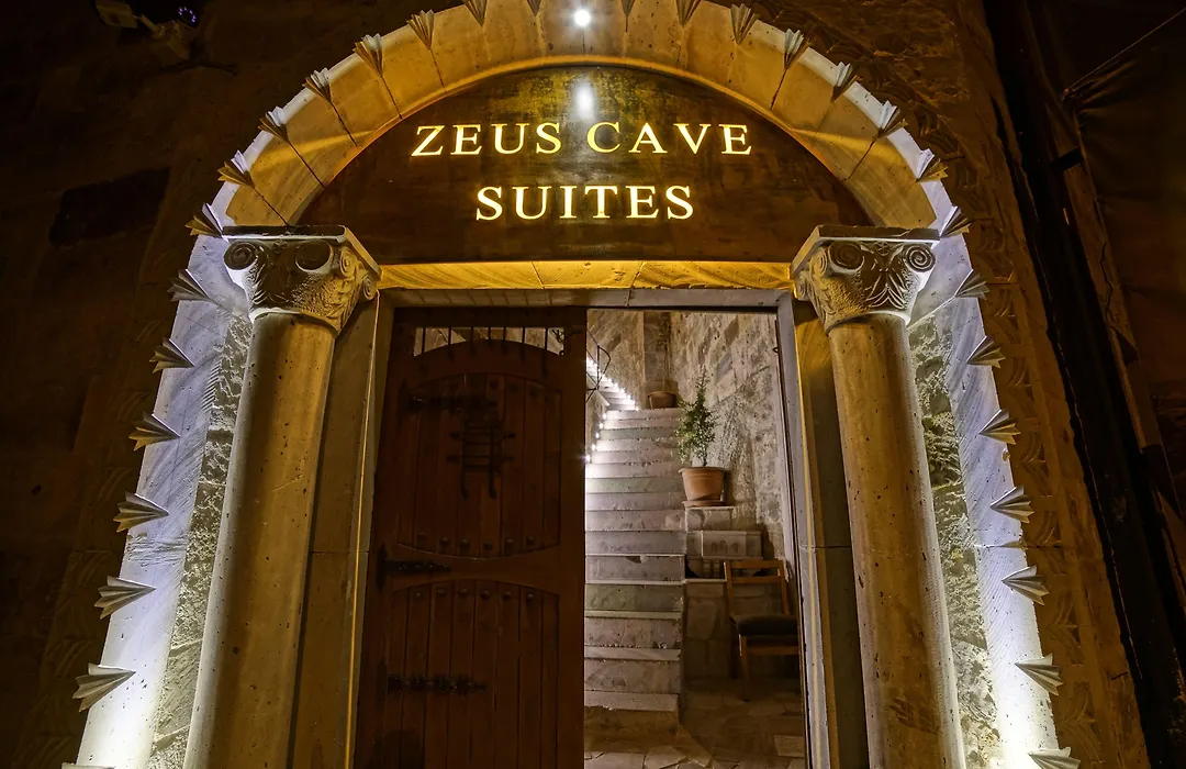 Zeus Cave Suites-1