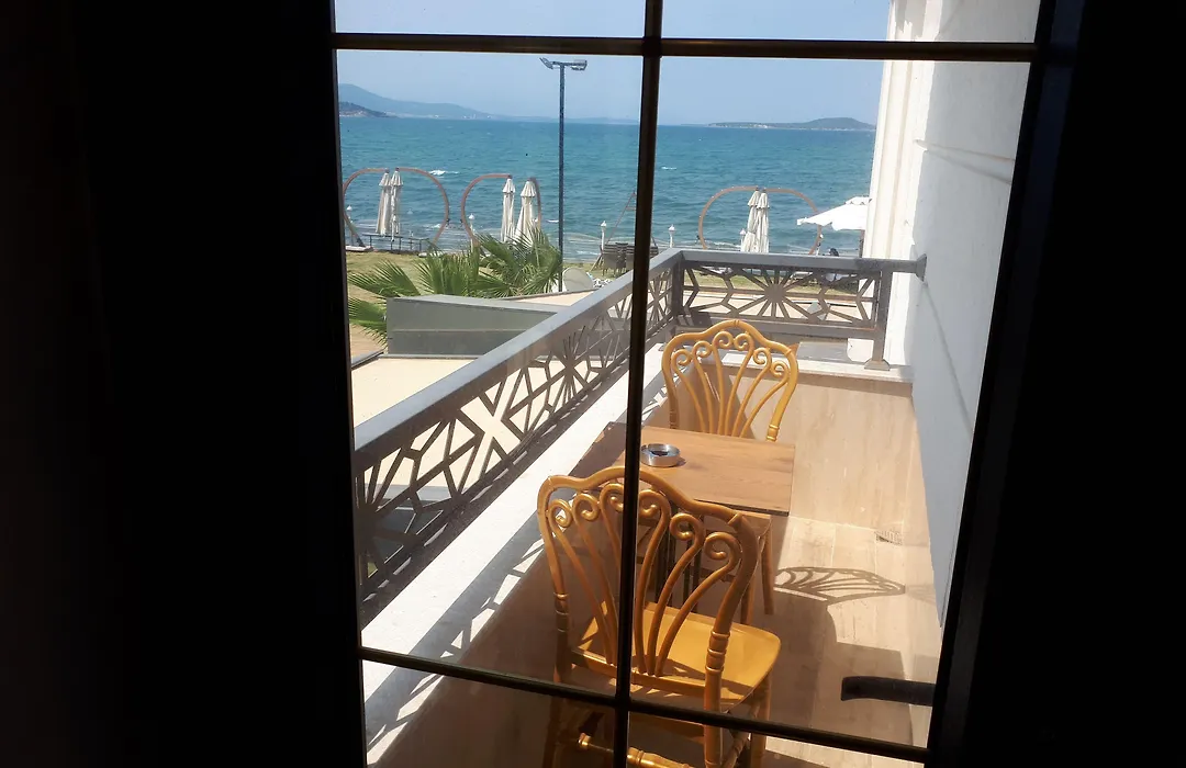 The Klazomenai Marine Hotel-1