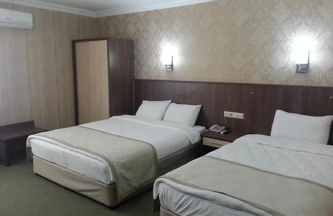 Hosta Otel-1