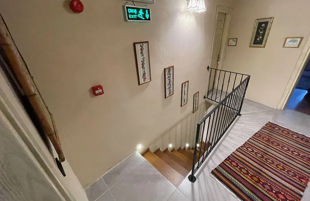 Sakli Tas Konak Otel-1