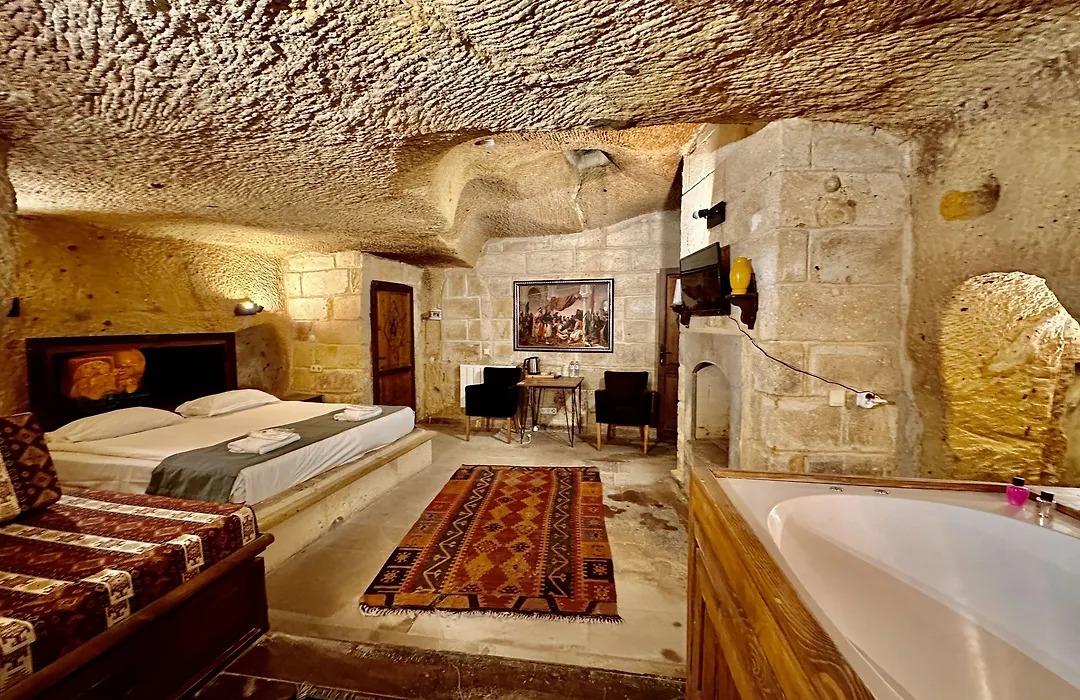 Harkasos Cave Hotel-1