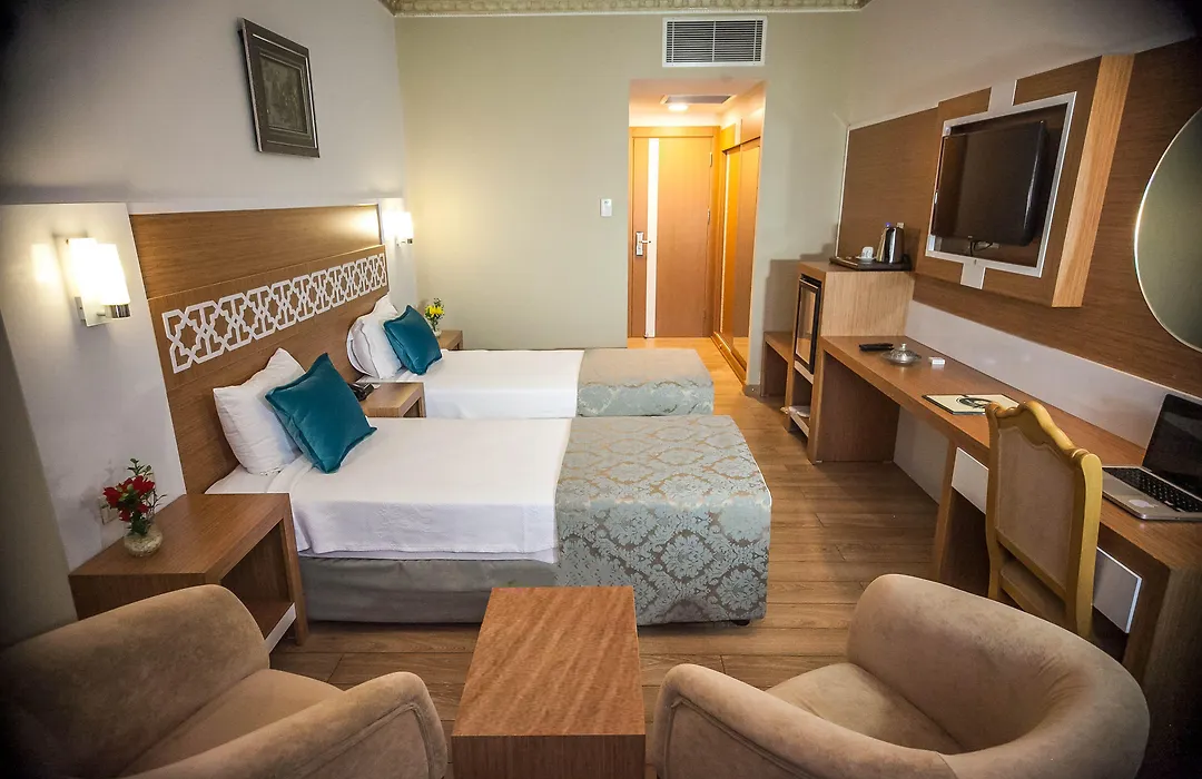 Met Gold Hotel-1
