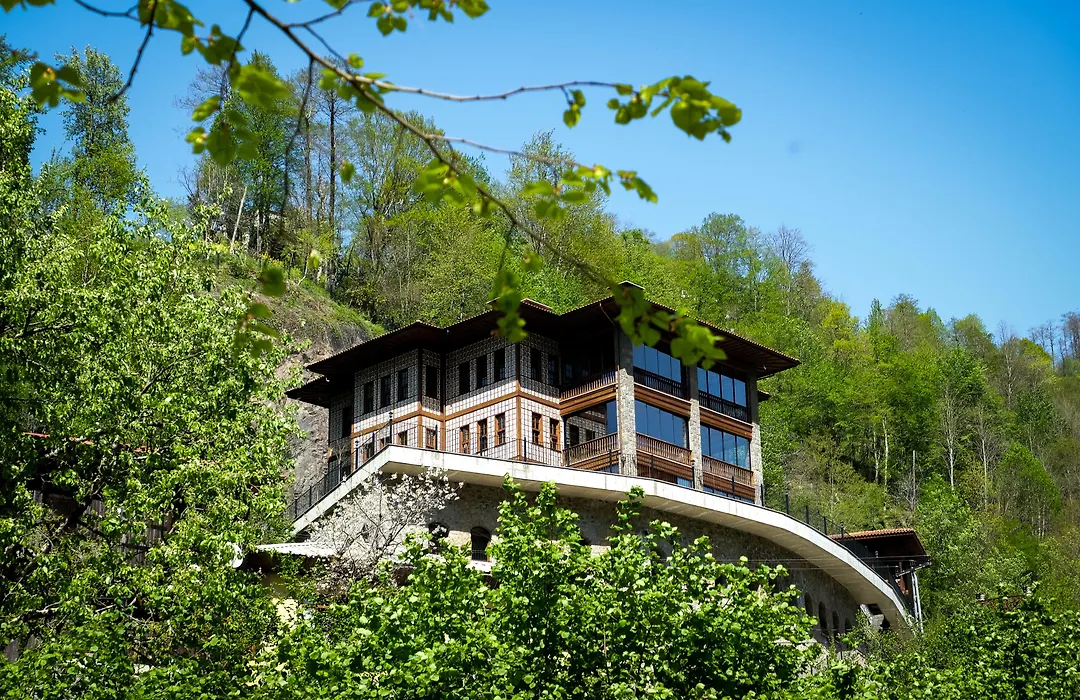 Hakoni House-1