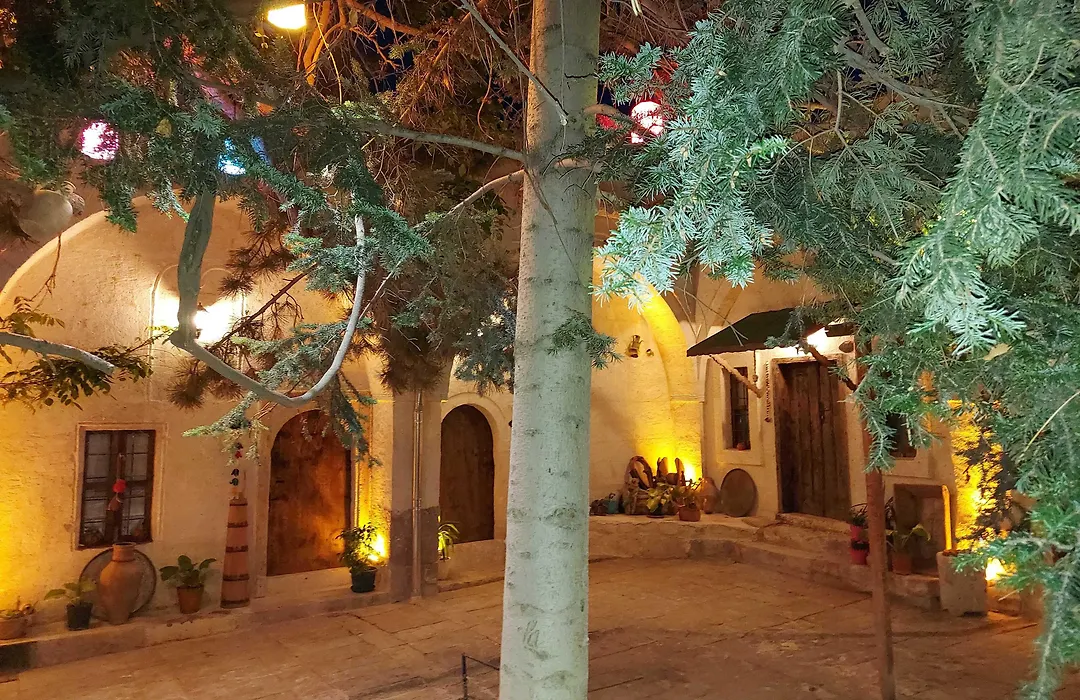 Armesos Cave Hotel-1