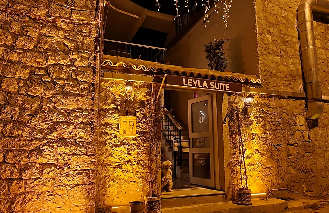 Leyla Suite-1