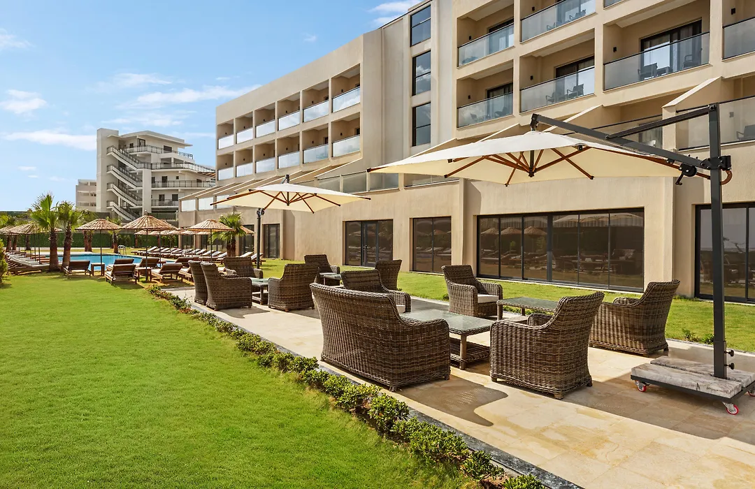 Ramada By Wyndham Cesme-1