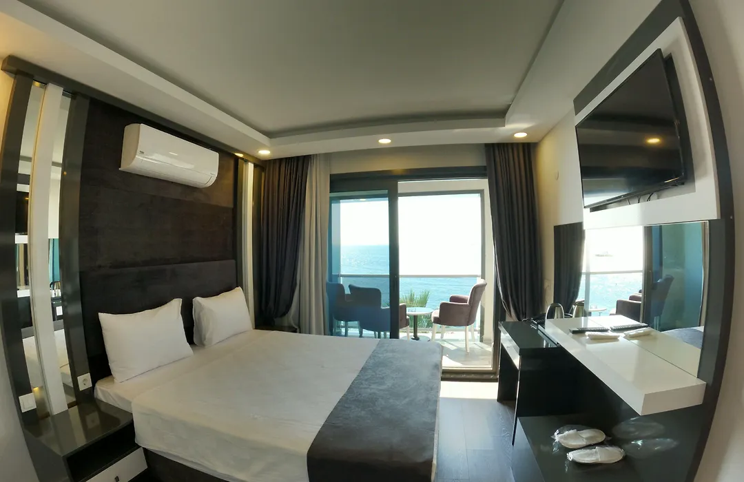 Extravagant Hotel Avsa-1