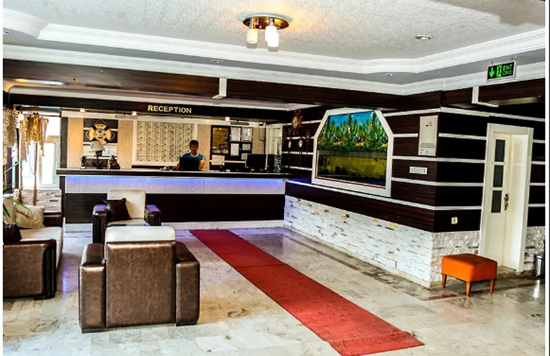 More Hotel-1